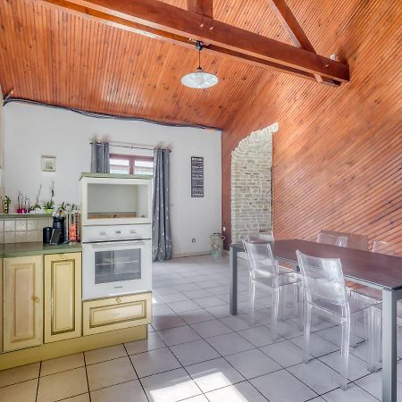Maison Blanche Piscine Et Petit Dejeuner Châtellerault Екстериор снимка